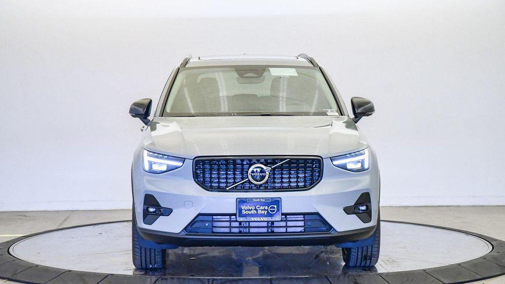 new 2026 Volvo XC40 car, priced at $50,150