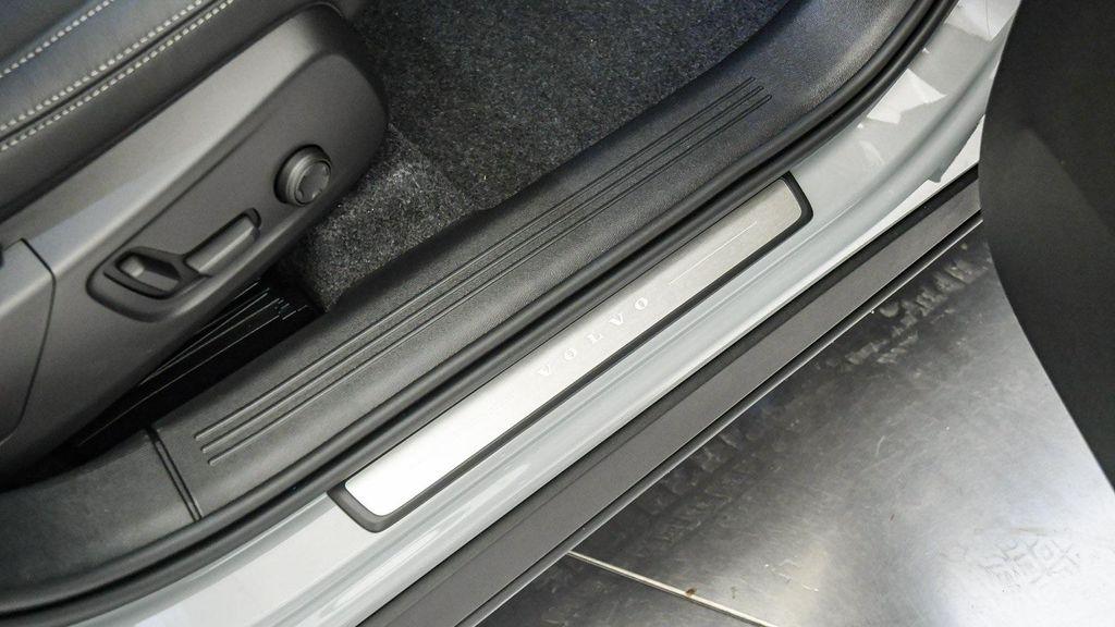 new 2026 Volvo XC40 car, priced at $50,150