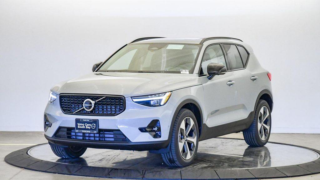new 2026 Volvo XC40 car, priced at $50,150