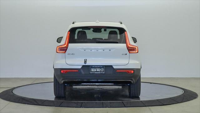 new 2025 Volvo XC40 car, priced at $48,315