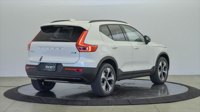 new 2025 Volvo XC40 car, priced at $48,315