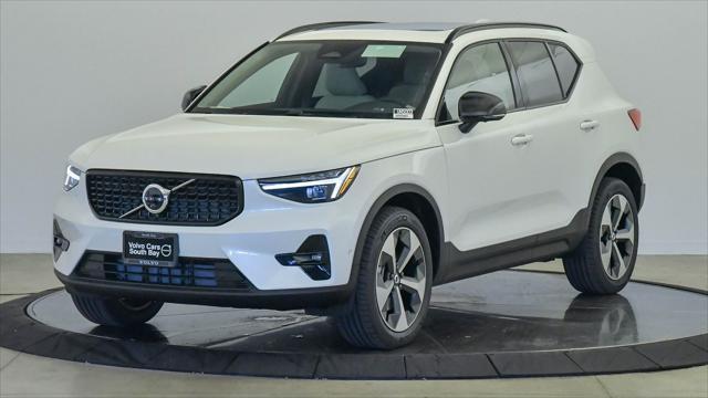 new 2025 Volvo XC40 car, priced at $48,315