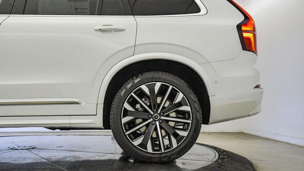 new 2025 Volvo XC90 car, priced at $65,555