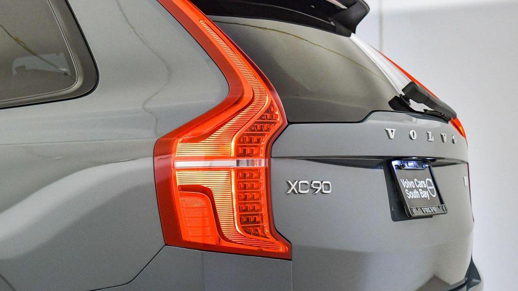 used 2023 Volvo XC90 Recharge Plug-In Hybrid car, priced at $49,260