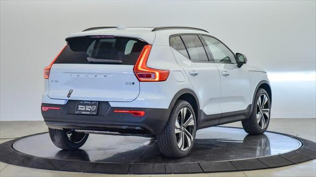 new 2025 Volvo XC40 car, priced at $52,000