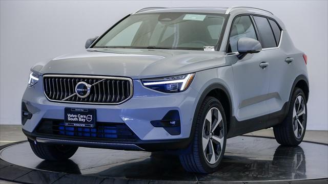 new 2025 Volvo XC40 car, priced at $48,335