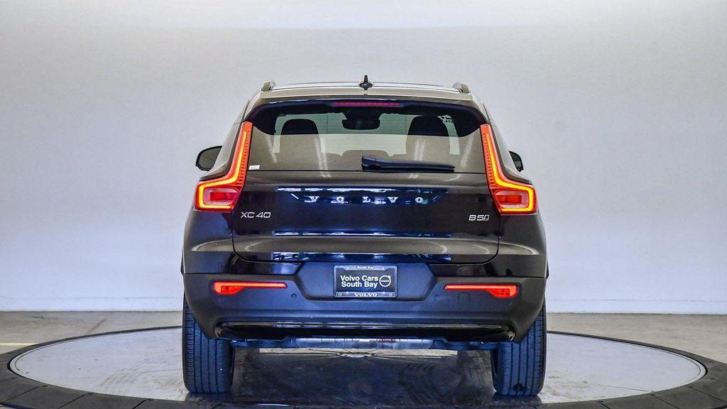 used 2025 Volvo XC40 car, priced at $35,959