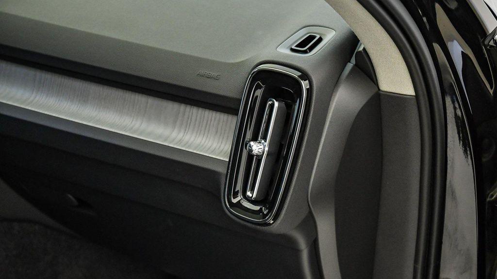 used 2025 Volvo XC40 car, priced at $35,959