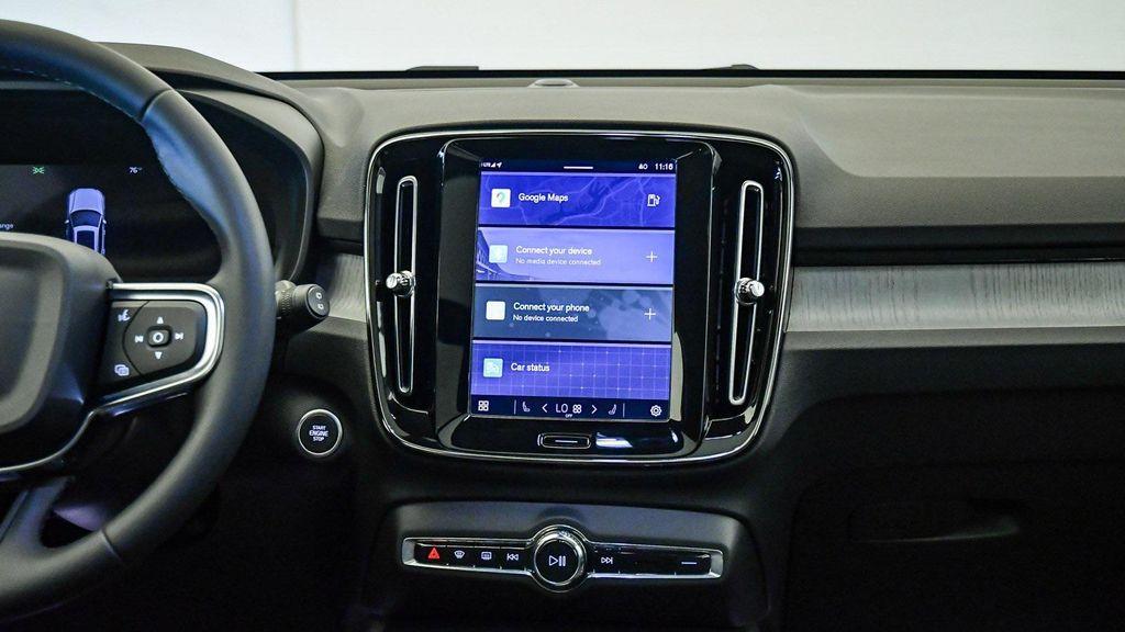 used 2025 Volvo XC40 car, priced at $35,959