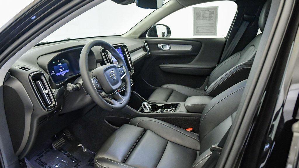 used 2025 Volvo XC40 car, priced at $35,959