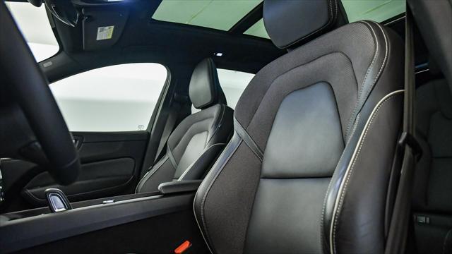 used 2022 Volvo XC60 Recharge Plug-In Hybrid car, priced at $39,264