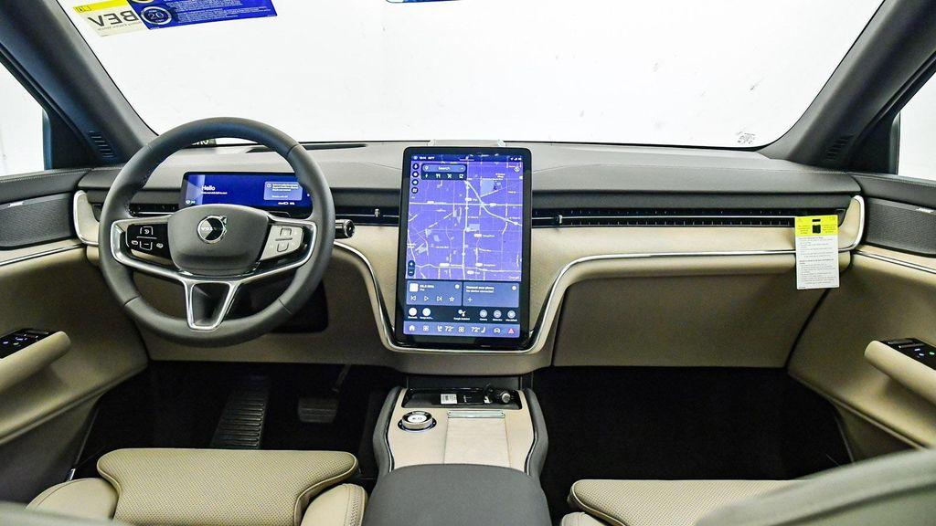 new 2025 Volvo EX90 car, priced at $94,025