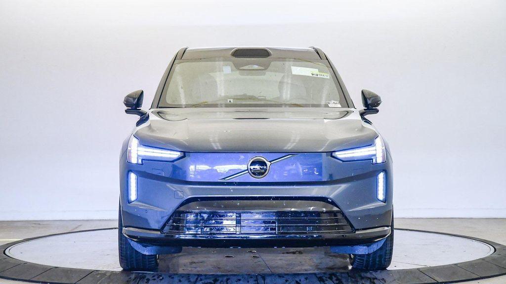 new 2025 Volvo EX90 car, priced at $94,025
