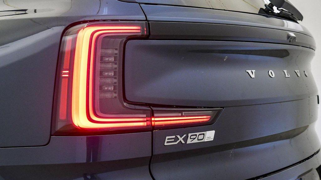 new 2025 Volvo EX90 car, priced at $94,025