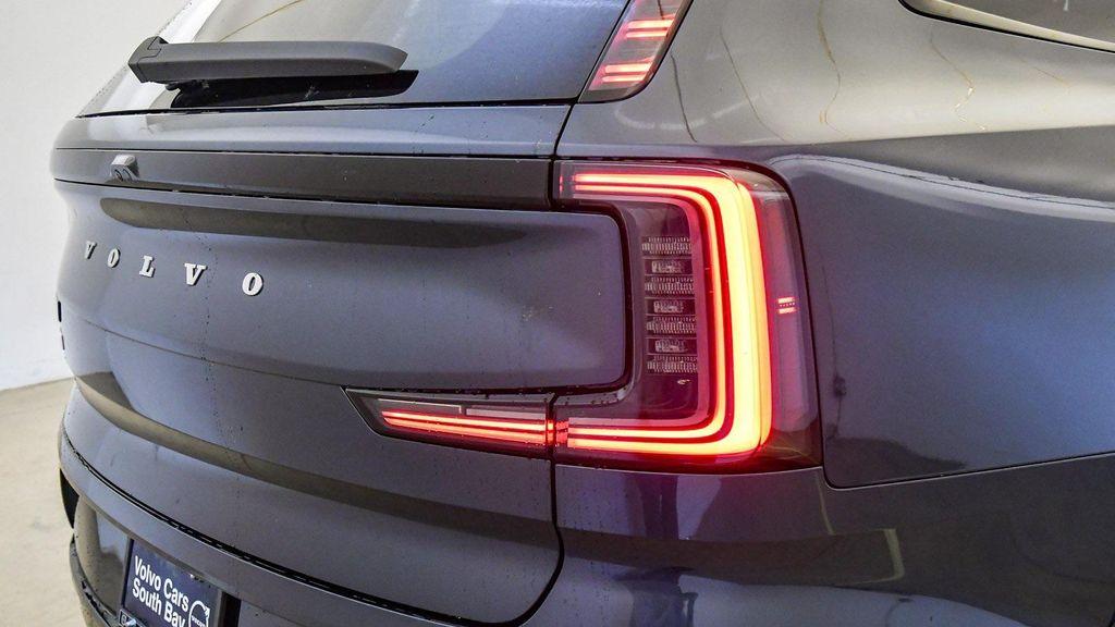 new 2025 Volvo EX90 car, priced at $94,025