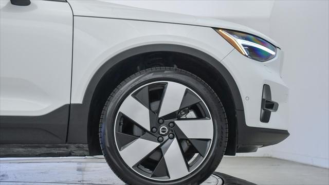 used 2022 Volvo C40 Recharge Pure Electric car, priced at $36,312