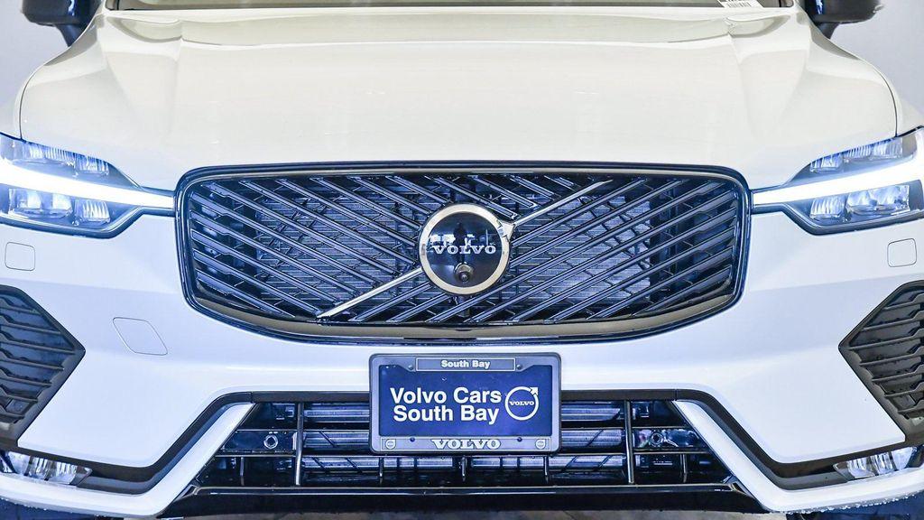 new 2026 Volvo XC60 car, priced at $58,570