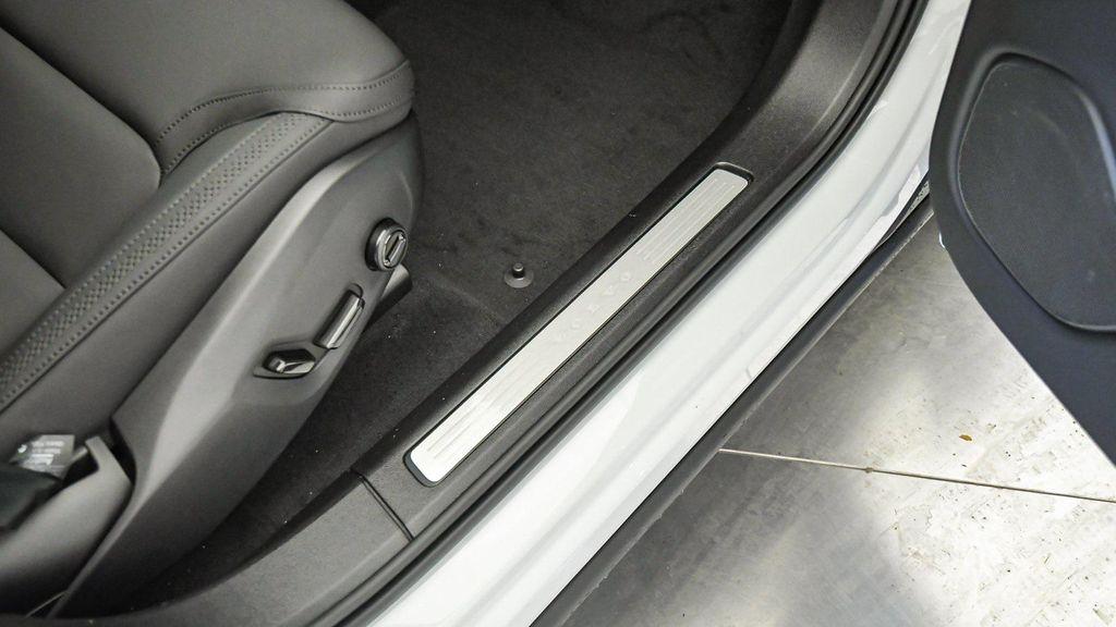 new 2026 Volvo XC60 car, priced at $58,570