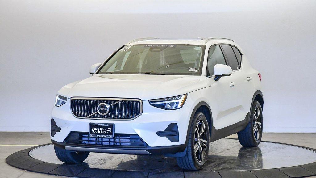used 2025 Volvo XC40 car, priced at $50,025