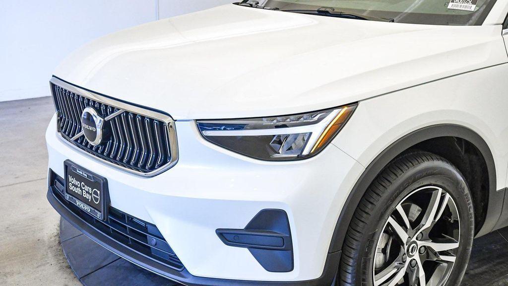 used 2025 Volvo XC40 car, priced at $50,025