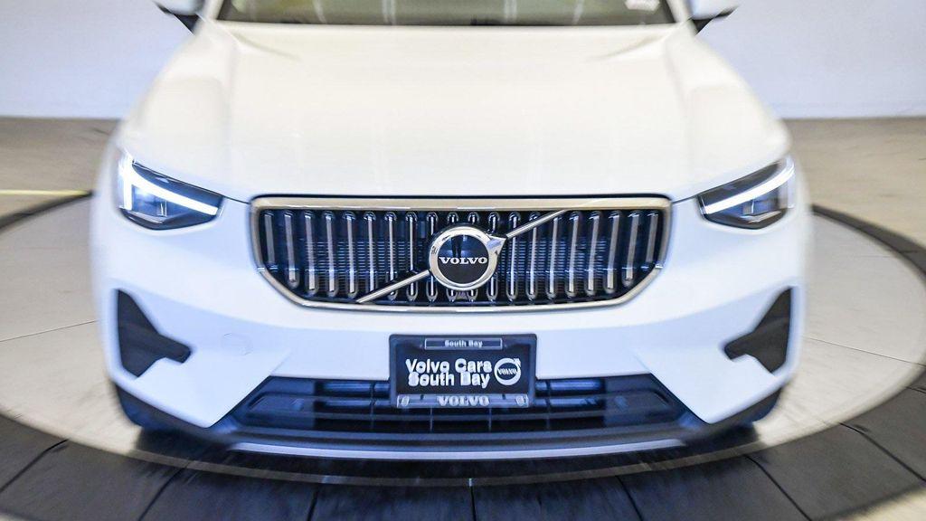 used 2025 Volvo XC40 car, priced at $50,025