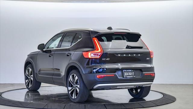 new 2025 Volvo XC40 car, priced at $52,000