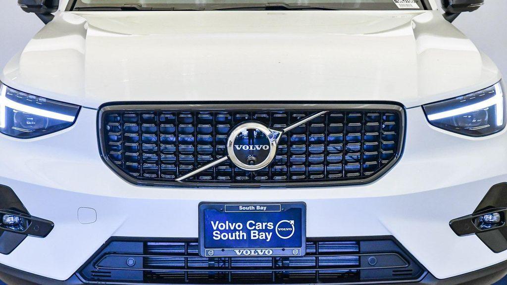 new 2026 Volvo XC40 car, priced at $50,150