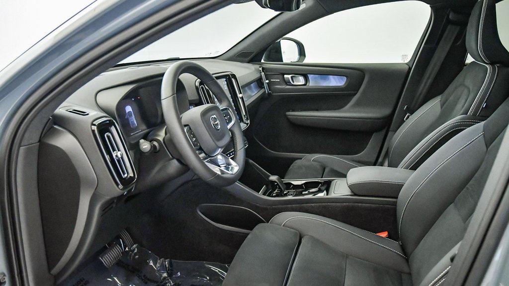 used 2023 Volvo C40 Recharge Pure Electric car, priced at $32,506