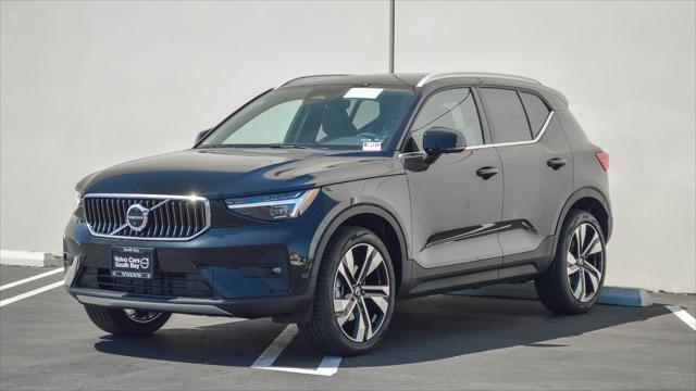 new 2025 Volvo XC40 car, priced at $50,825