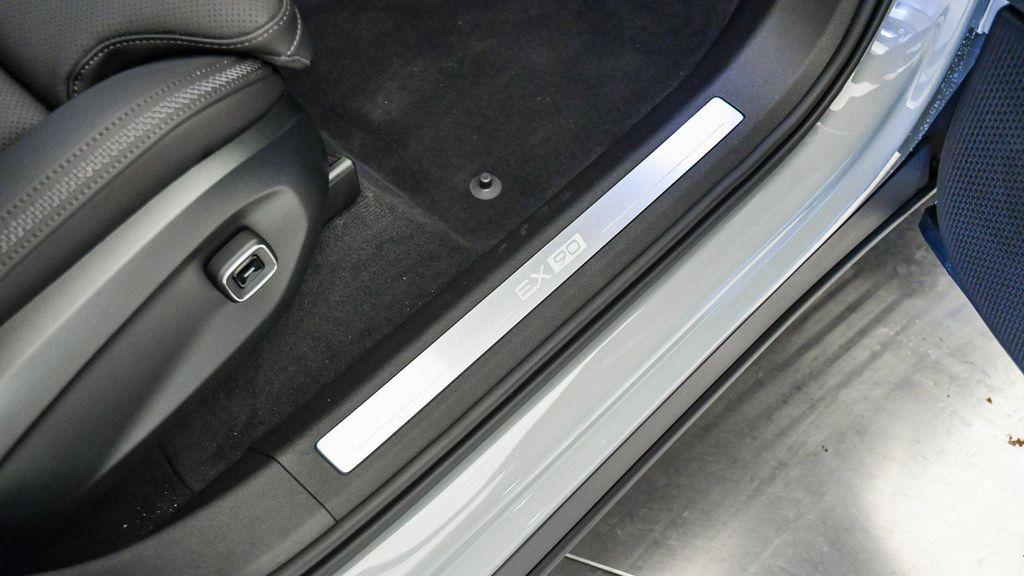 new 2025 Volvo EX90 car, priced at $96,425