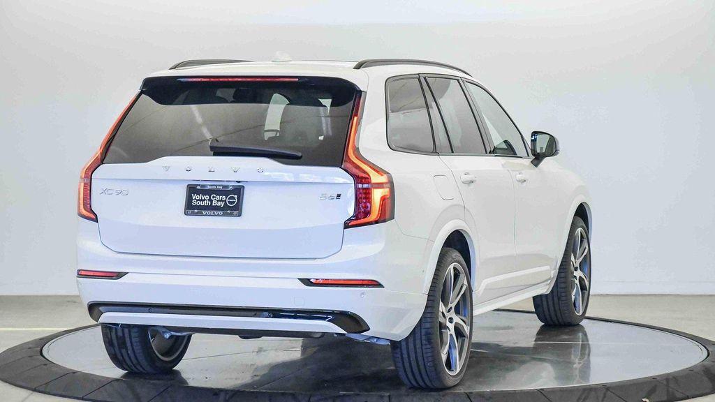 new 2026 Volvo XC90 car, priced at $81,805