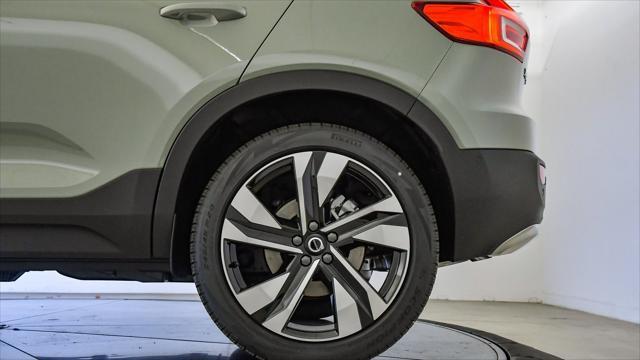 new 2025 Volvo XC40 car, priced at $51,565