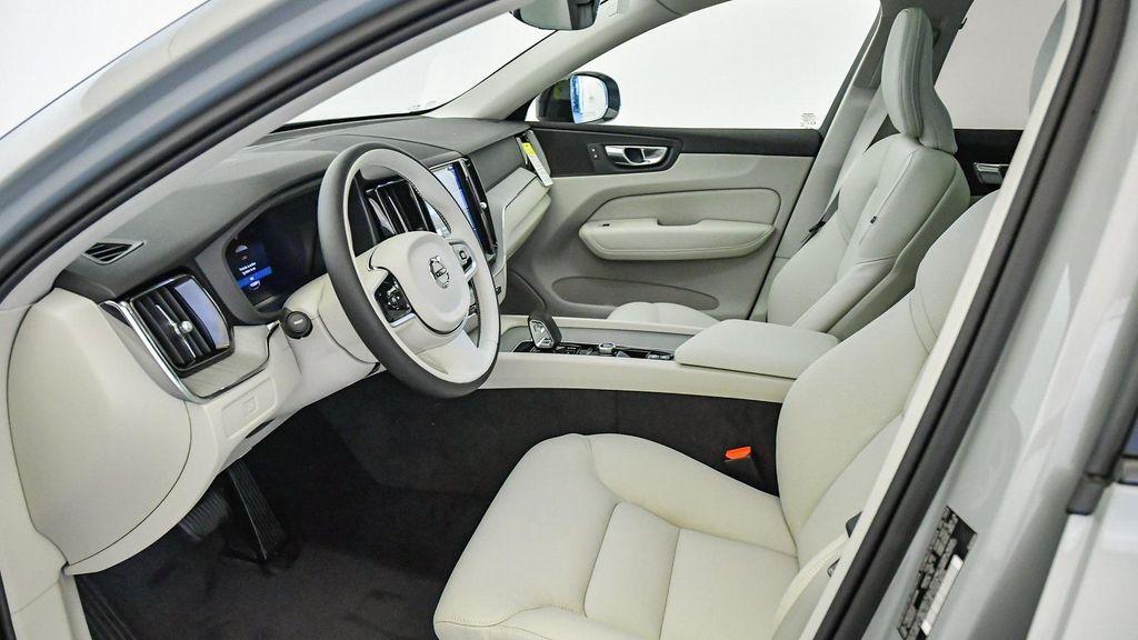 new 2025 Volvo XC60 car, priced at $55,360