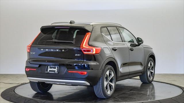 new 2025 Volvo XC40 car, priced at $46,035