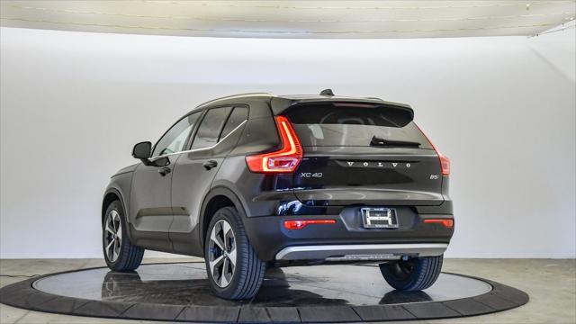 new 2025 Volvo XC40 car, priced at $46,035