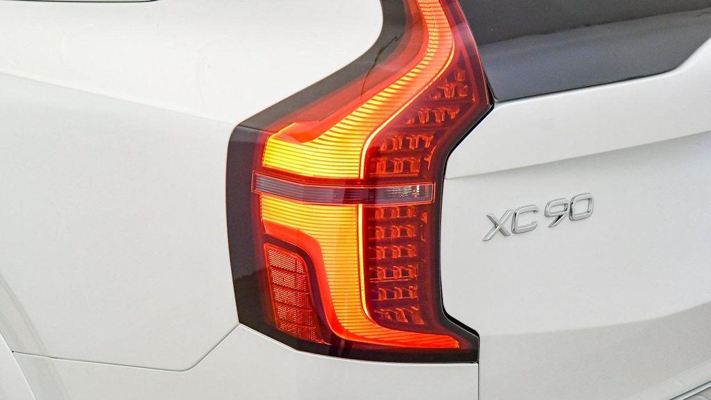 new 2026 Volvo XC90 car, priced at $71,825