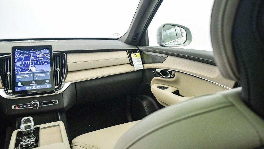 new 2026 Volvo XC90 car, priced at $76,250