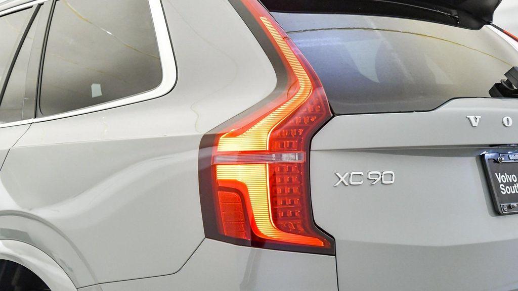 new 2026 Volvo XC90 car, priced at $76,250