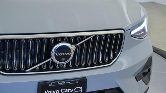 new 2025 Volvo XC40 car, priced at $49,590