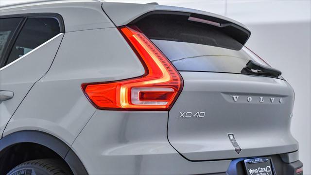 new 2025 Volvo XC40 car, priced at $48,315