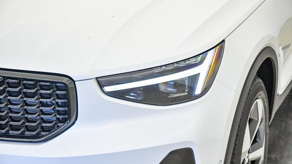 new 2026 Volvo XC40 car, priced at $51,400