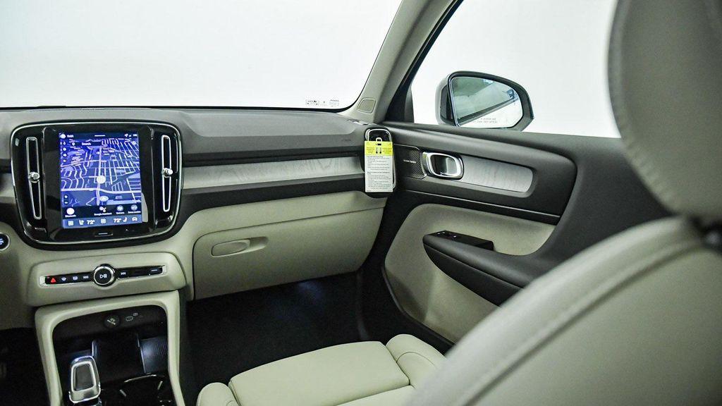 new 2026 Volvo XC40 car, priced at $51,400