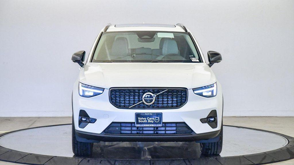 new 2026 Volvo XC40 car, priced at $51,400