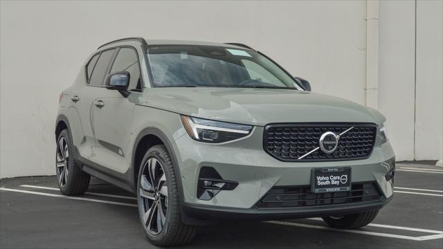 new 2024 Volvo XC40 car, priced at $50,055