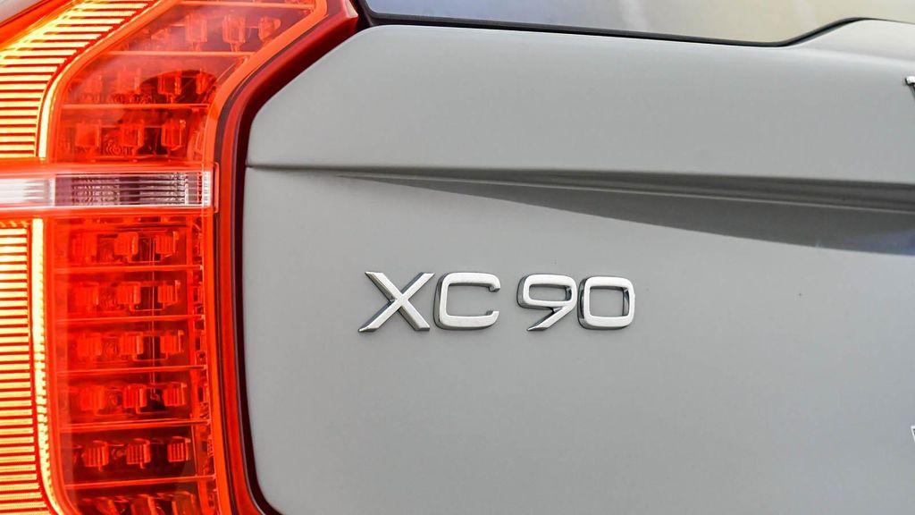 used 2025 Volvo XC90 car, priced at $50,201