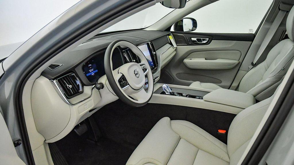 new 2025 Volvo XC60 car, priced at $60,660