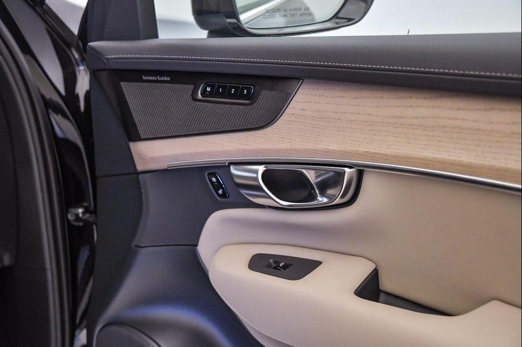 new 2026 Volvo XC90 Plug-In Hybrid car, priced at $87,885