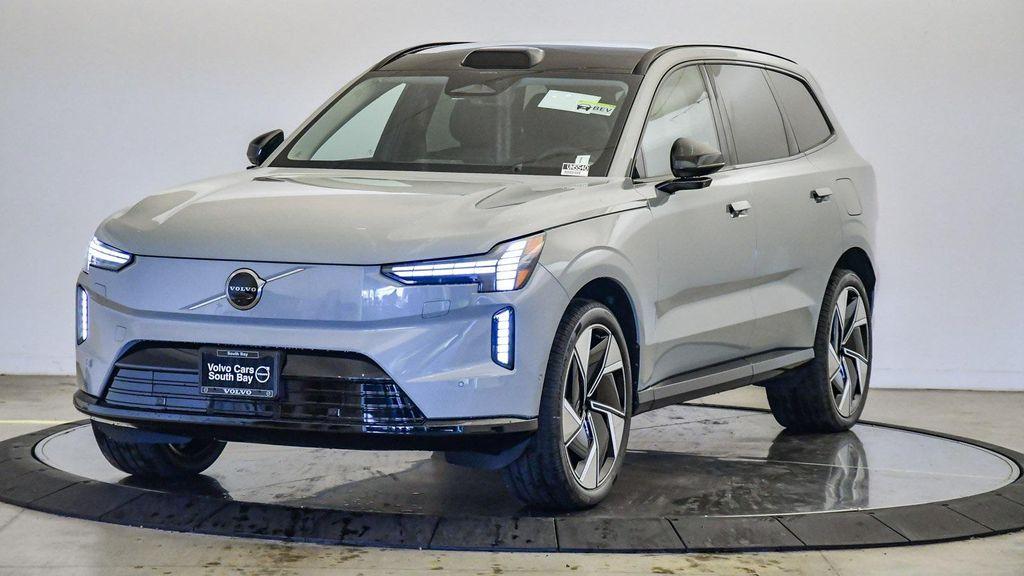 new 2025 Volvo EX90 car, priced at $83,240