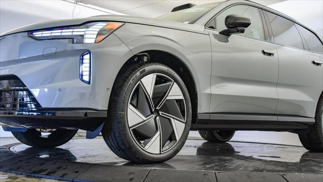 new 2025 Volvo EX90 car, priced at $83,240