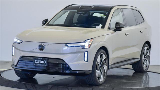 new 2025 Volvo EX90 car, priced at $90,735